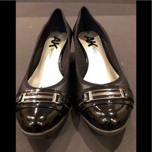 Wedge comfortable dress shoes